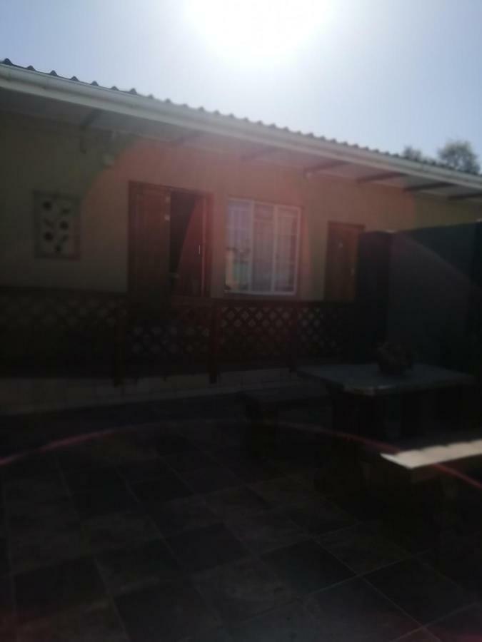 Hemmingways Bed & Breakfast King William's Town Exterior photo
